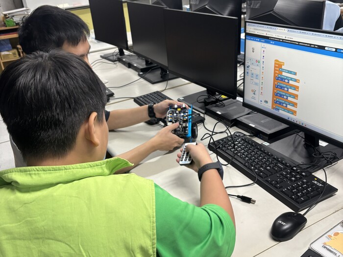 拆解mbot重新組裝mbot圖片