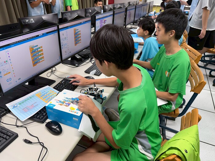 逐步完成mbot循跡車圖片