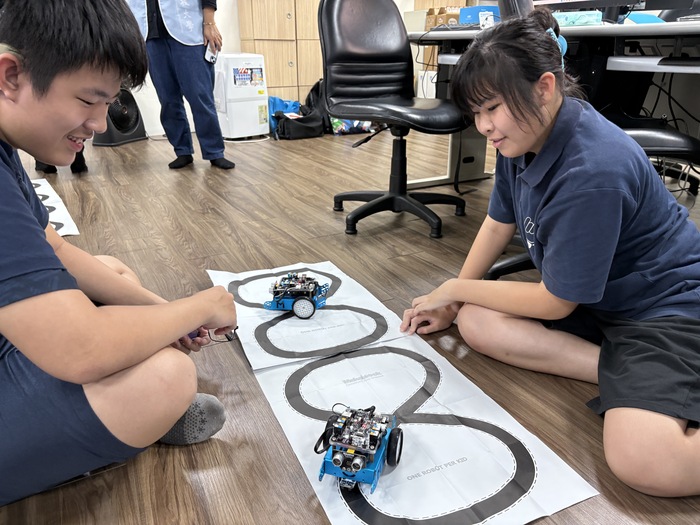 【USR】亞東科技大學攜手產學,與啟聰學校共同開啟聽障學生的科學探索之旅圖片